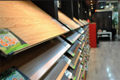 原木有杉木、红松、榆木、水曲柳